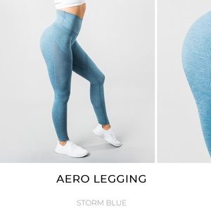 Alphalete Aero legging storm blue size medium